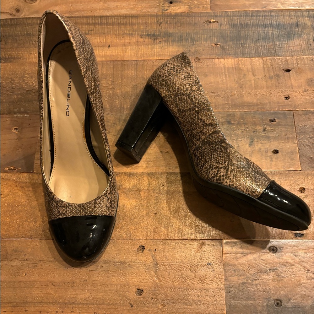 Bandolino Snakeskin and Black PatentHeels/Size 7.5
